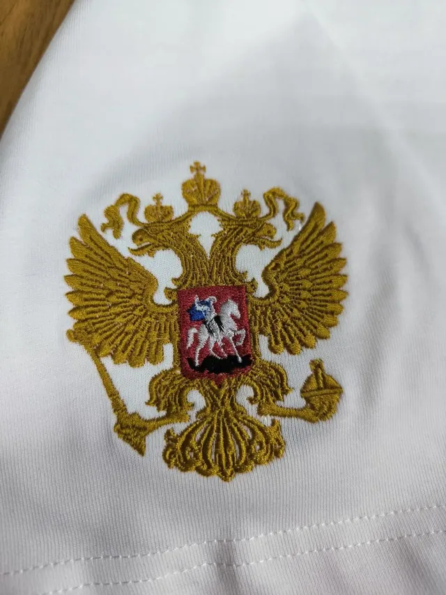 Линейка мерча для автоклуба — 20.12.2024