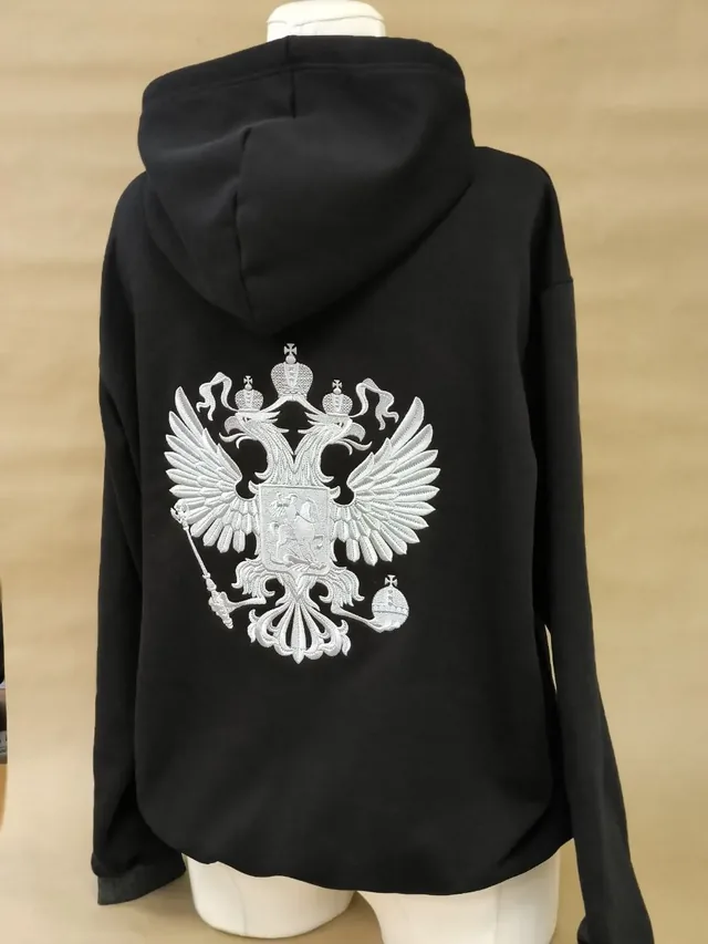 Вышивка герба РФ на зипке