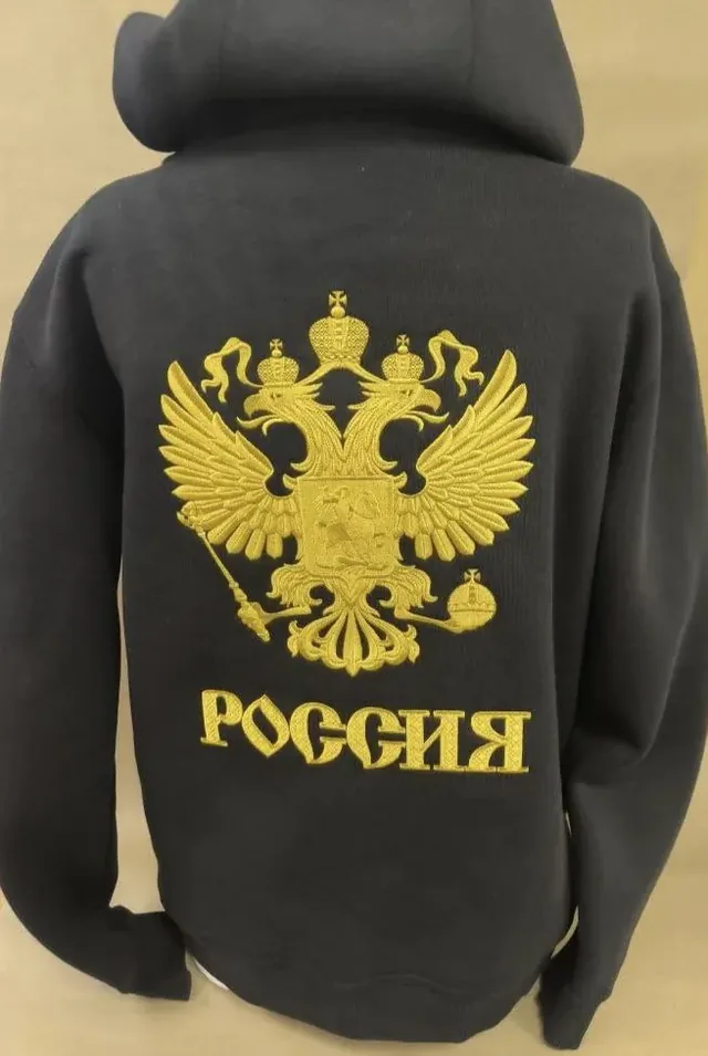 Вышивка герба Российской Федерации